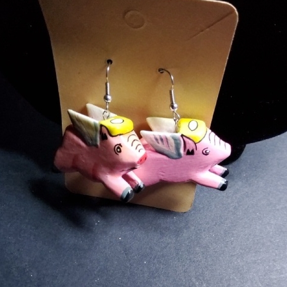 Wooden flying pig earrings Jewelry - Pink Flying Pig Earrings for Kids Of all ages
